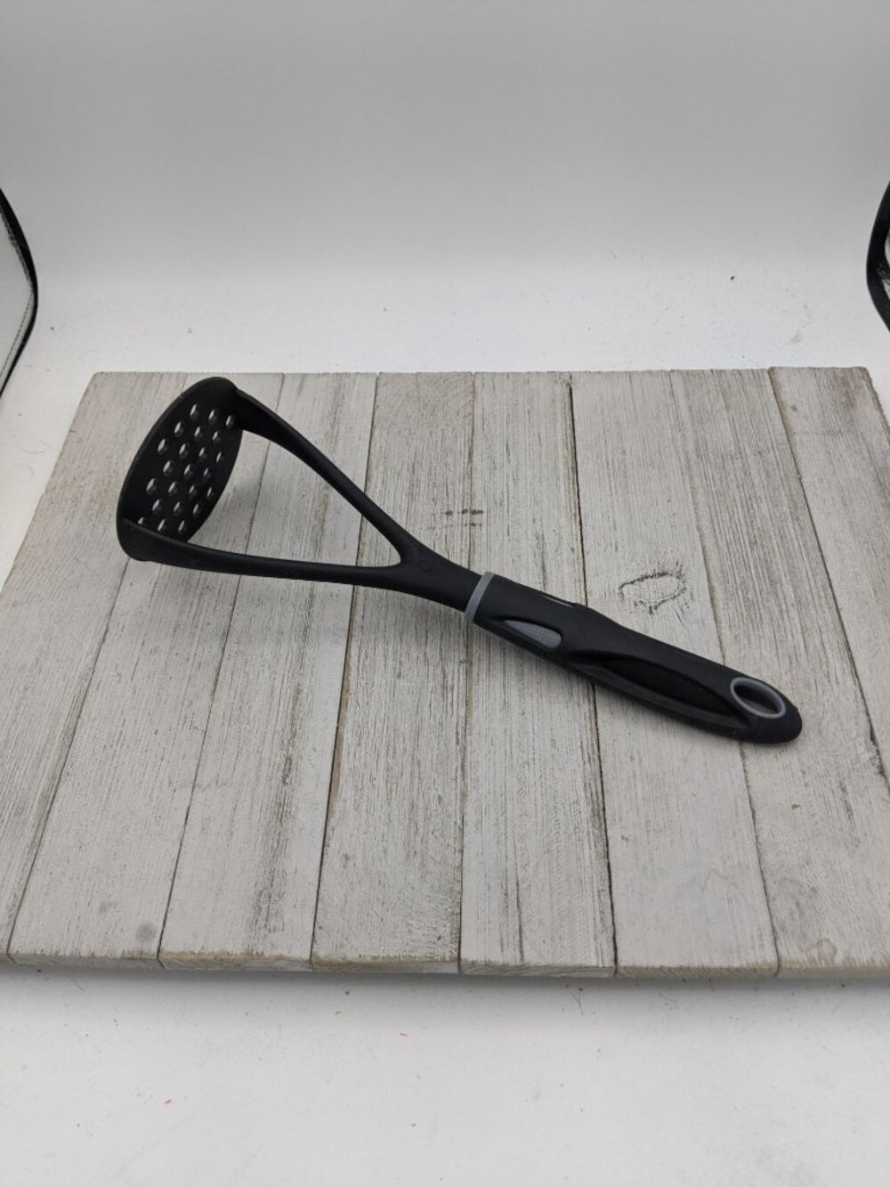 Nylon Potato Masher Kitchen Utensil Black 10 1/2" Unbranded